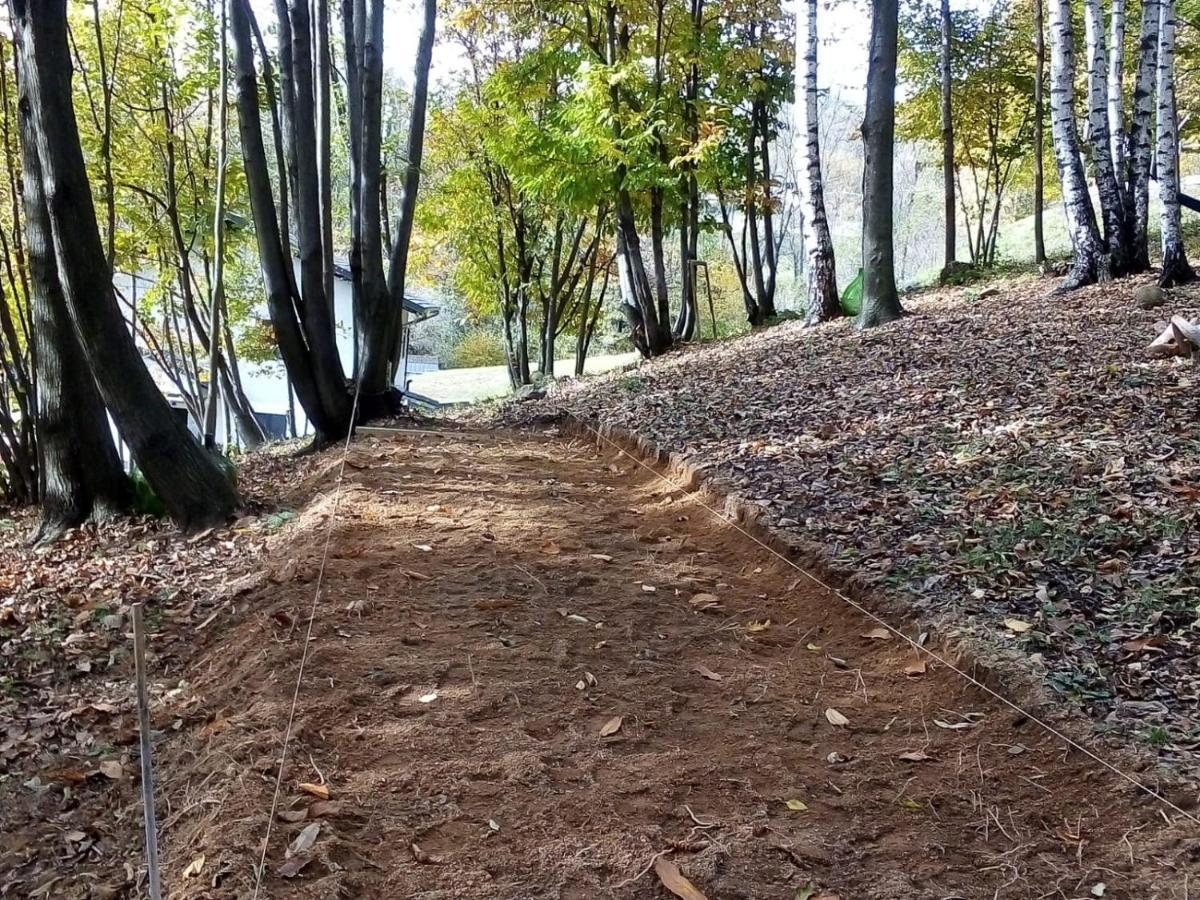 Rueglio Appartamento La Casa Nel Bosco מראה חיצוני תמונה