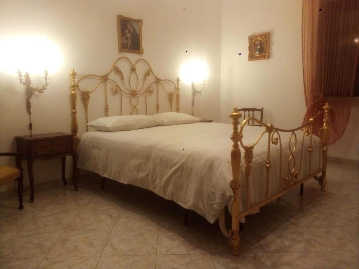 Rueglio Appartamento La Casa Nel Bosco מראה חיצוני תמונה