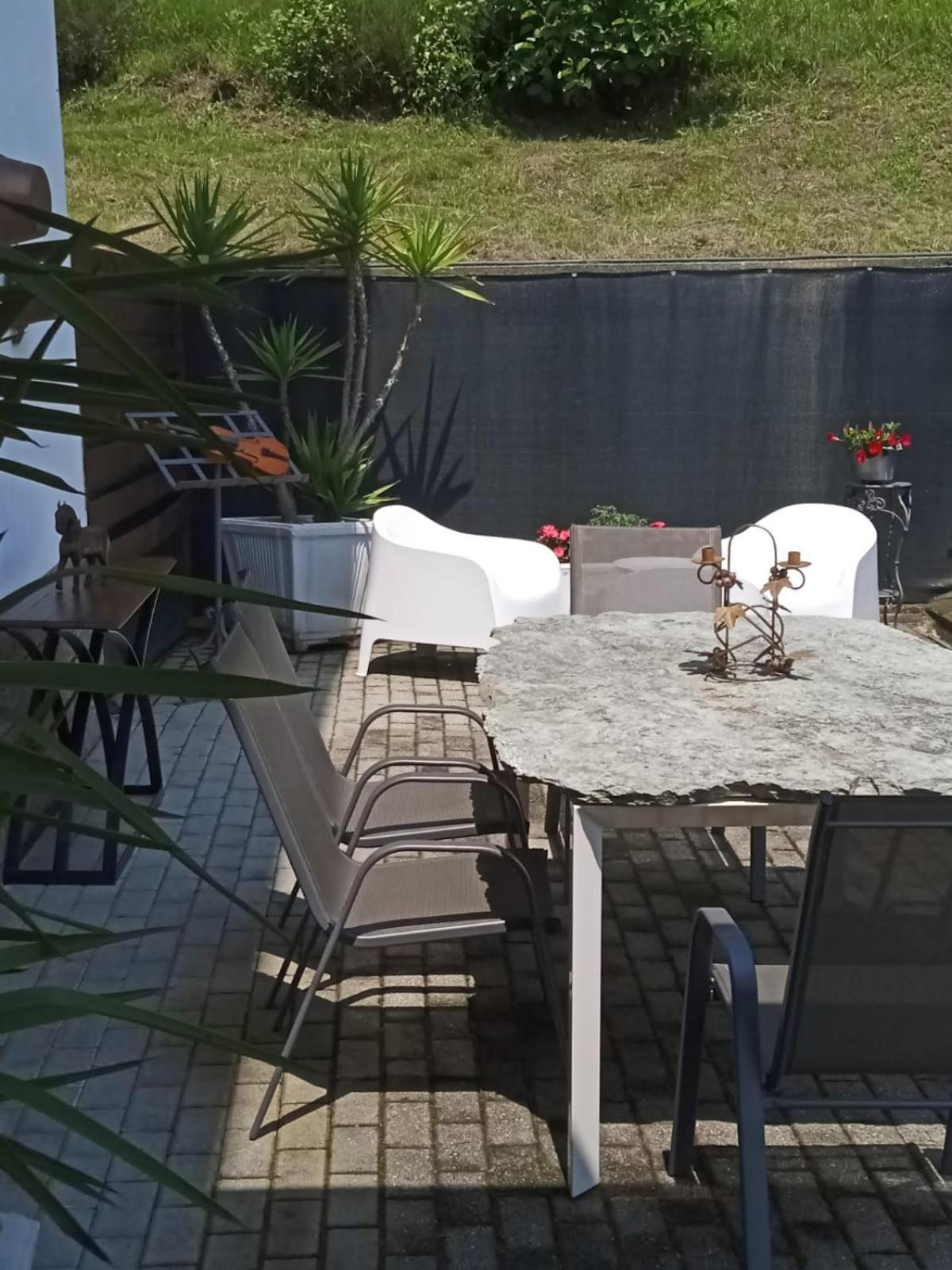Rueglio Appartamento La Casa Nel Bosco מראה חיצוני תמונה